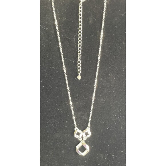 Vintage Avon SAQ signed Double Chain ‘Y’ Necklace geometric Pendant 2006 White - Picture 2 of 15